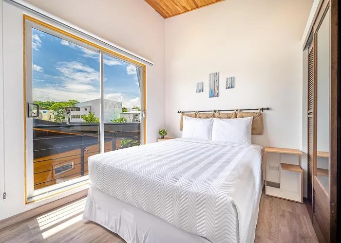 Apartment Chic 'alpinias' W/ Pool Access, Near *