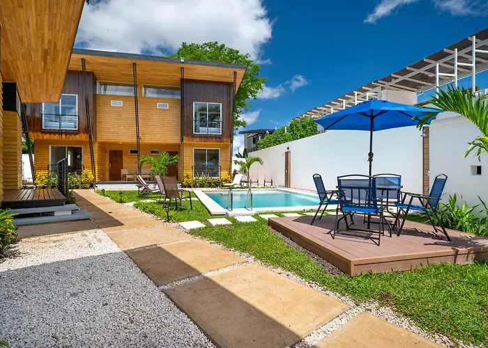 Chic 'alpinias' W/ Pool Access, Near * Coco